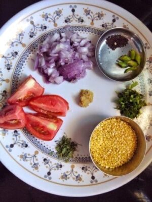 Comforting Yellow Moong Dal: A Simple & Flavorful Weeknight Meal - Plattershare - Recipes, food stories and food lovers Comforting Yellow Moong Dal: A Simple & Flavorful Weeknight Meal - Plattershare - Recipes, food stories and food lovers