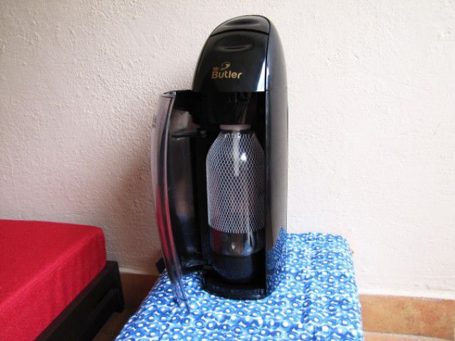 Gadget Chef - Kitchen Appliance Reviews : Mr Butler Soda Maker - Plattershare - Recipes, food stories and food lovers