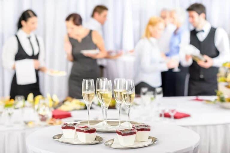 Spark up Your Events with the Best Caterers - Plattershare - Recipes, food stories and food lovers