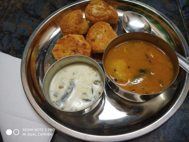 Premixed Vada - Plattershare - Recipes, Food Stories And Food Enthusiasts