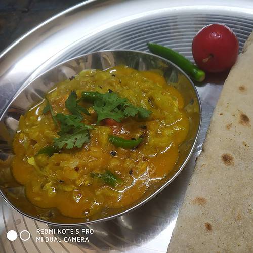 Aloo Bukhara with sponge gourd - Plattershare - Recipes, food stories and food enthusiasts