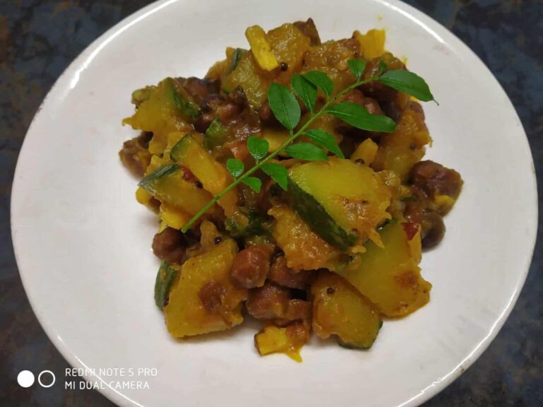 Kumror Chakka: Bengali Pumpkin and Chickpea Curry - Plattershare - Recipes, food stories and food lovers Sanchi kumror chakka