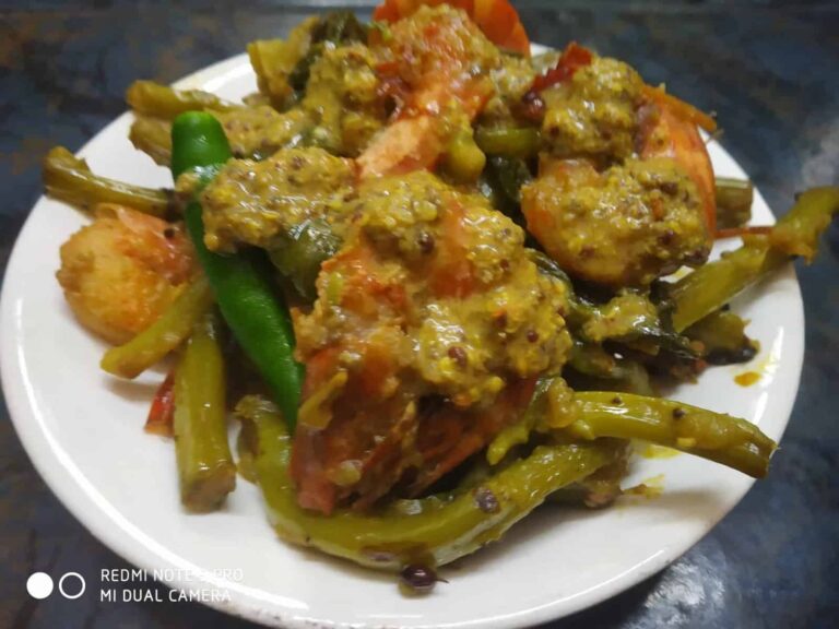 Bengali Prawn & Pui Shaak (Pui Data with Prawns) - Plattershare - Recipes, food stories and food lovers Pui data with prawn