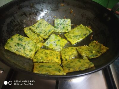 Methi papri curry
