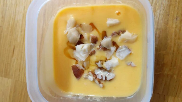 Healthy Mango Orange Yogurt Smoothie: No-Sugar Added Recipe - Plattershare - Recipes, food stories and food lovers Creamy mango custard dessert with chopped nuts and caramel drizzle.