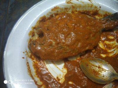 Khaira fish with coconut milk (Video) - Plattershare - Recipes, food stories and food lovers