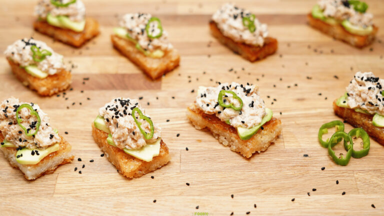 Crispy Rice with Spicy Tuna - Plattershare - Recipes, food stories and food lovers Crispy Rice with Spicy Tuna - Plattershare - Recipes, food stories and food lovers