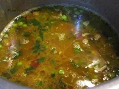 Fragrant Methi Muttar Pulav in a pot, showcasing a flavorful rice dish with fenugreek and peas.