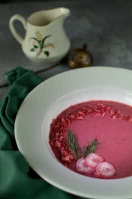 Pink Latte ( Vegan Beetroot Latte ) - Plattershare - Recipes, food stories and food enthusiasts