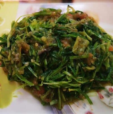 Pork With Green Leafy Vegetables - Plattershare - Recipes, food stories and food enthusiasts