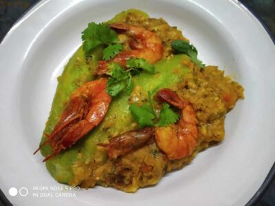 Stuffed ridge gourd with prawn